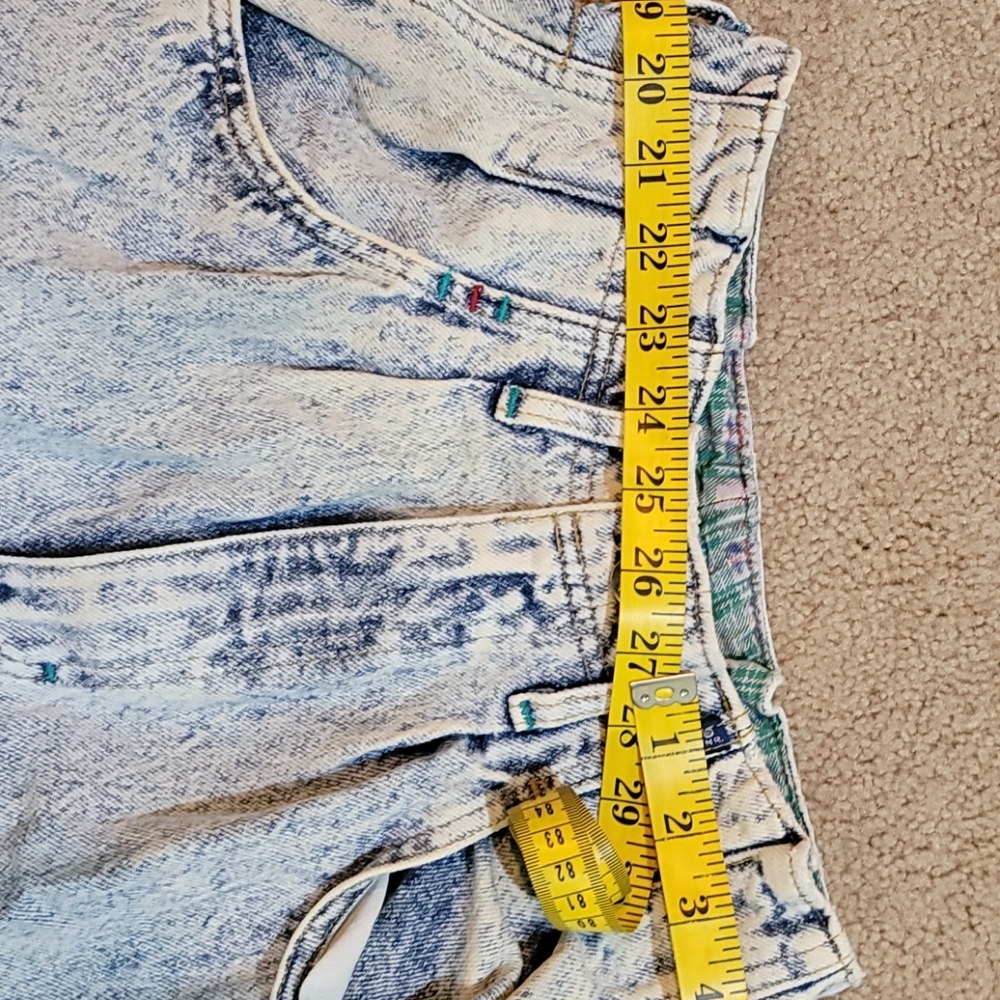 Jeans - Picture 3 of 3